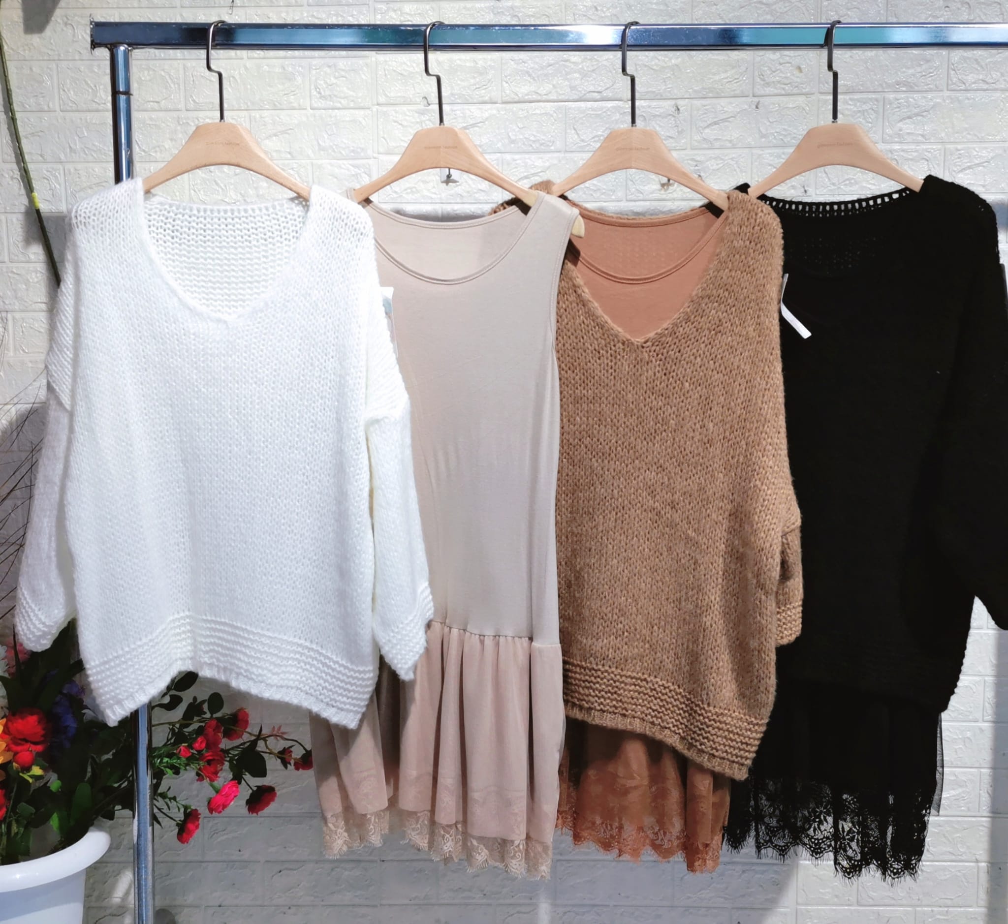 Complete shirt and lace tank top