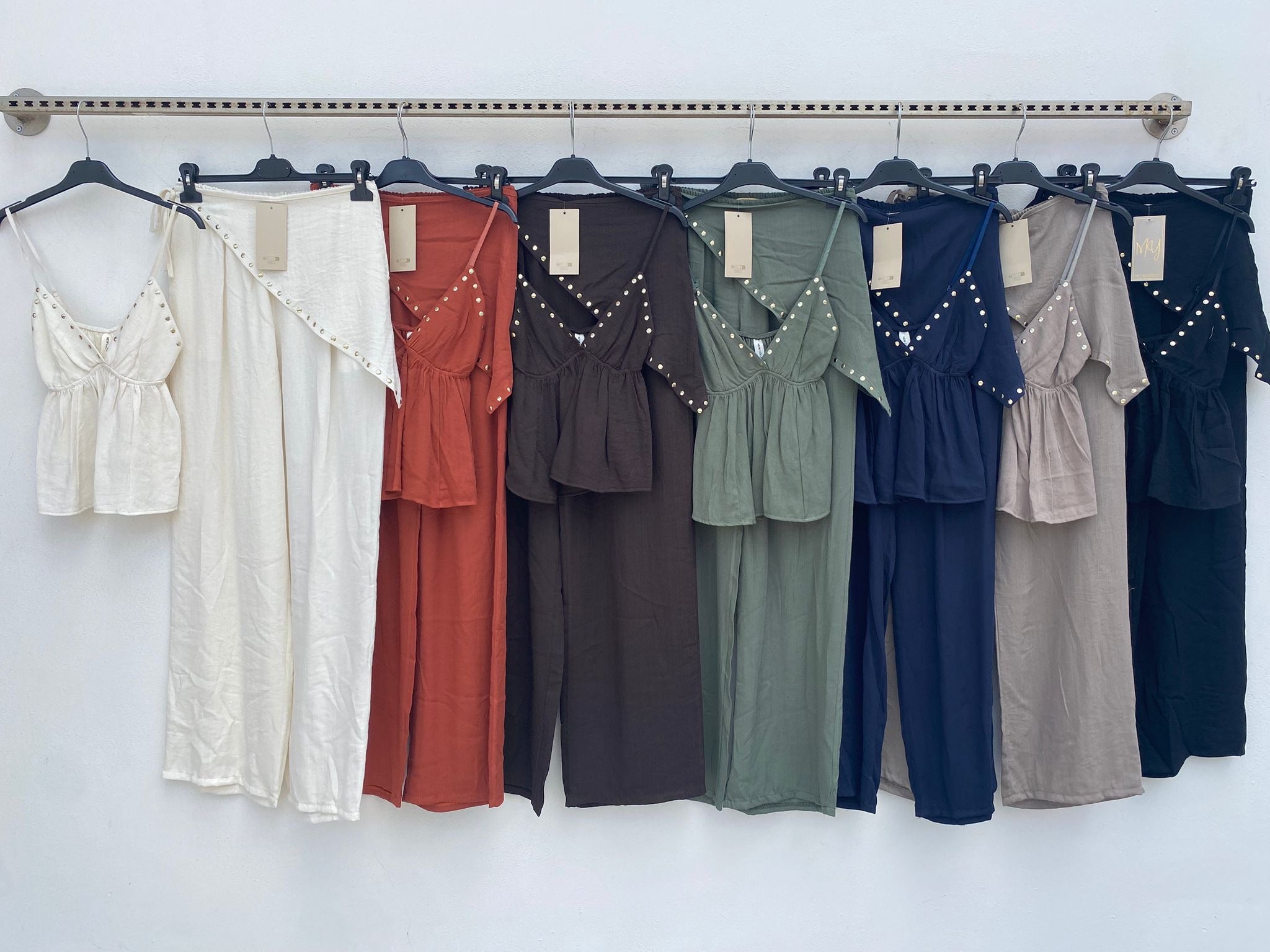 Set Carlotta