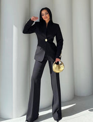 Tailleur Wins