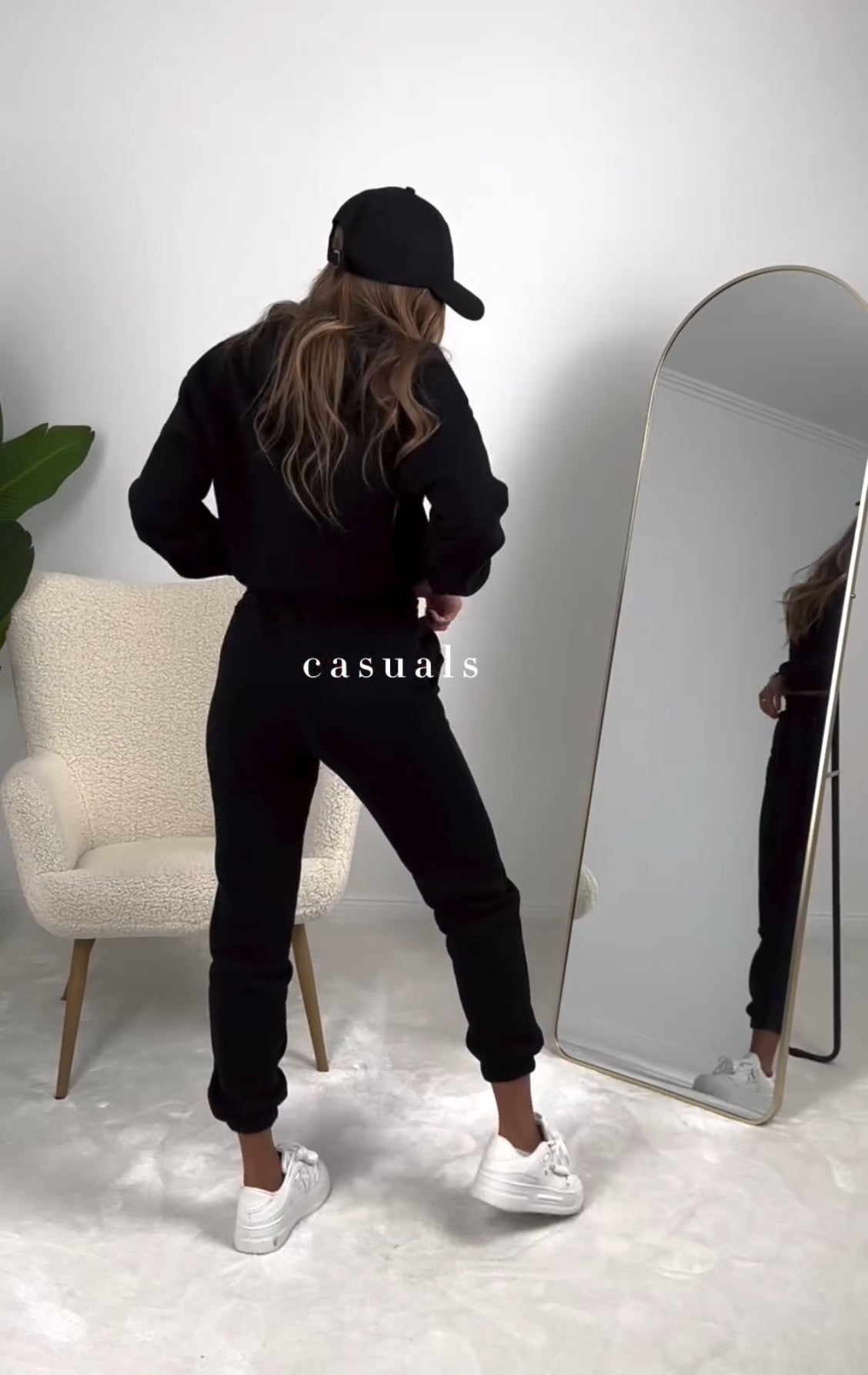 Tuta Canada