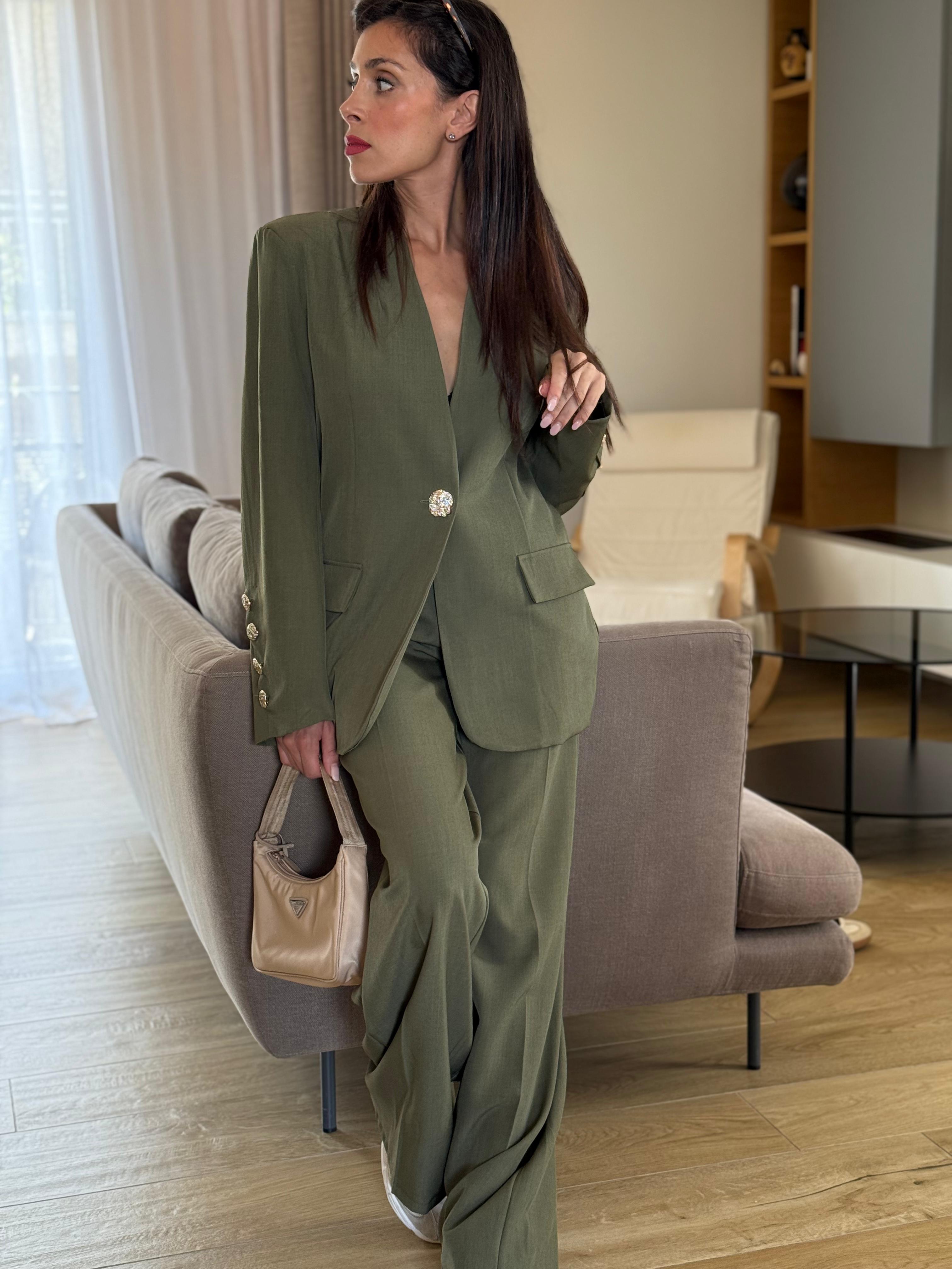Emma Suit