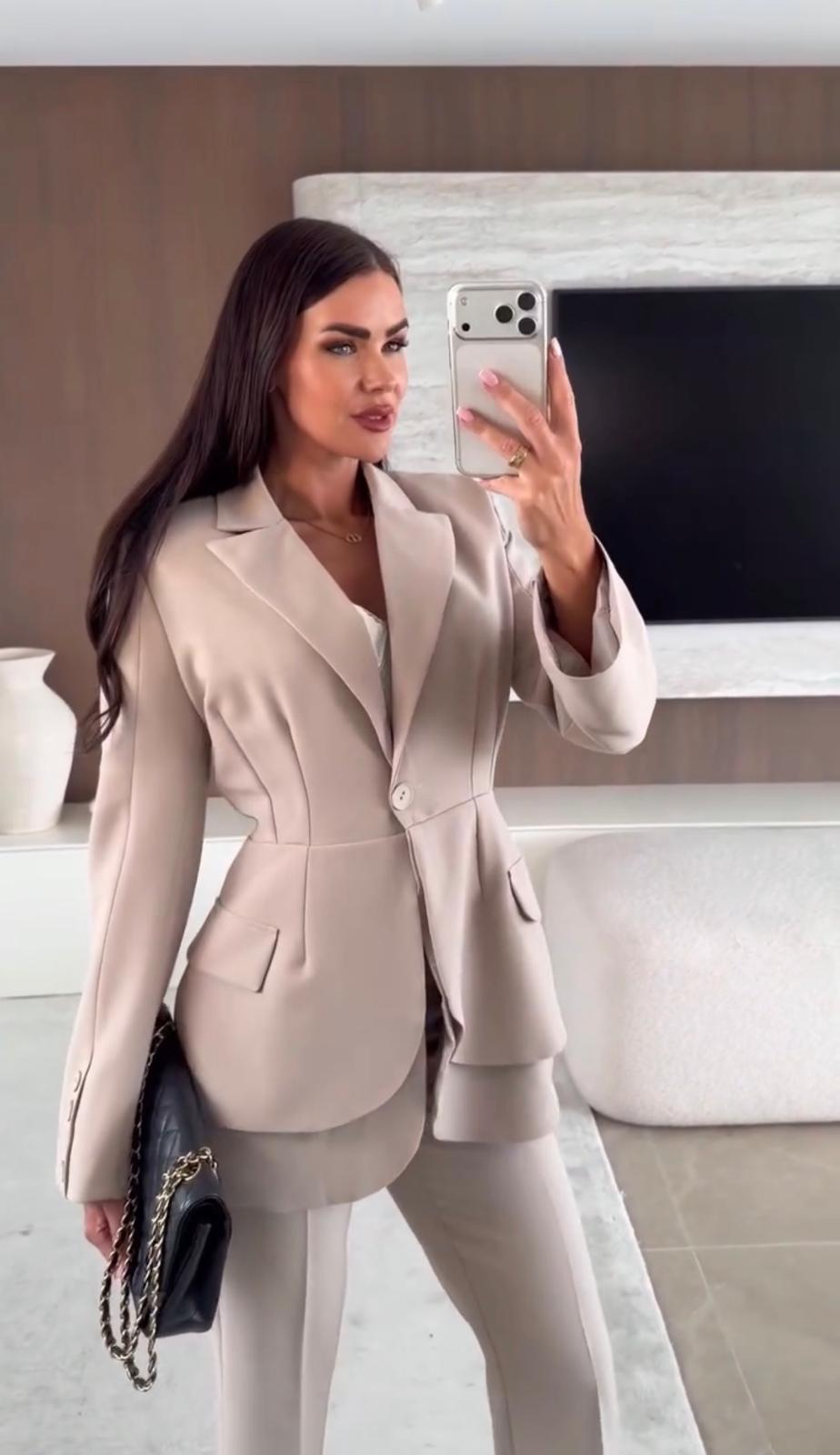 Tailleur Leila